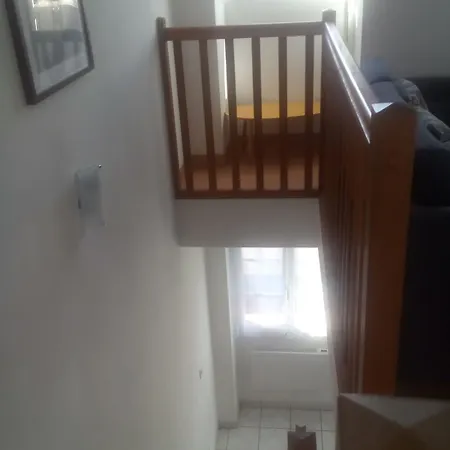 Apartment Servallhost- Duplex Proche Centre Parking Et Fibre Inclus Beauvais