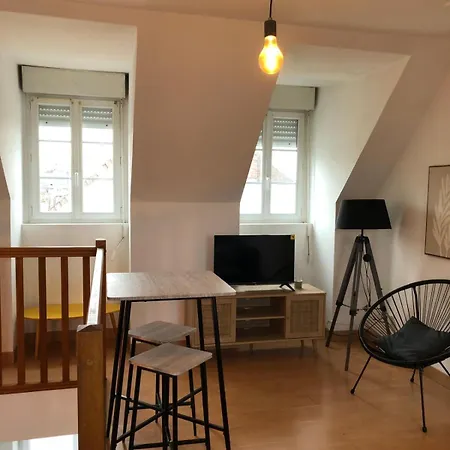 Servallhost- Duplex Proche Centre Parking Et Fibre Inclus * Beauvais
