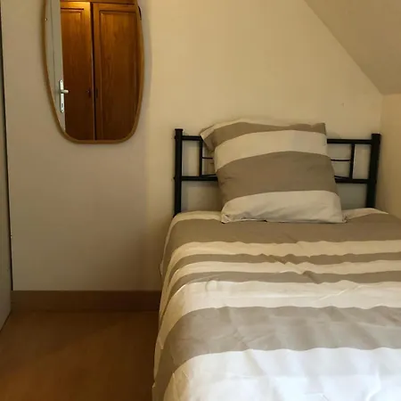 Servallhost- Duplex Proche Centre Parking Et Fibre Inclus Apartment Beauvais